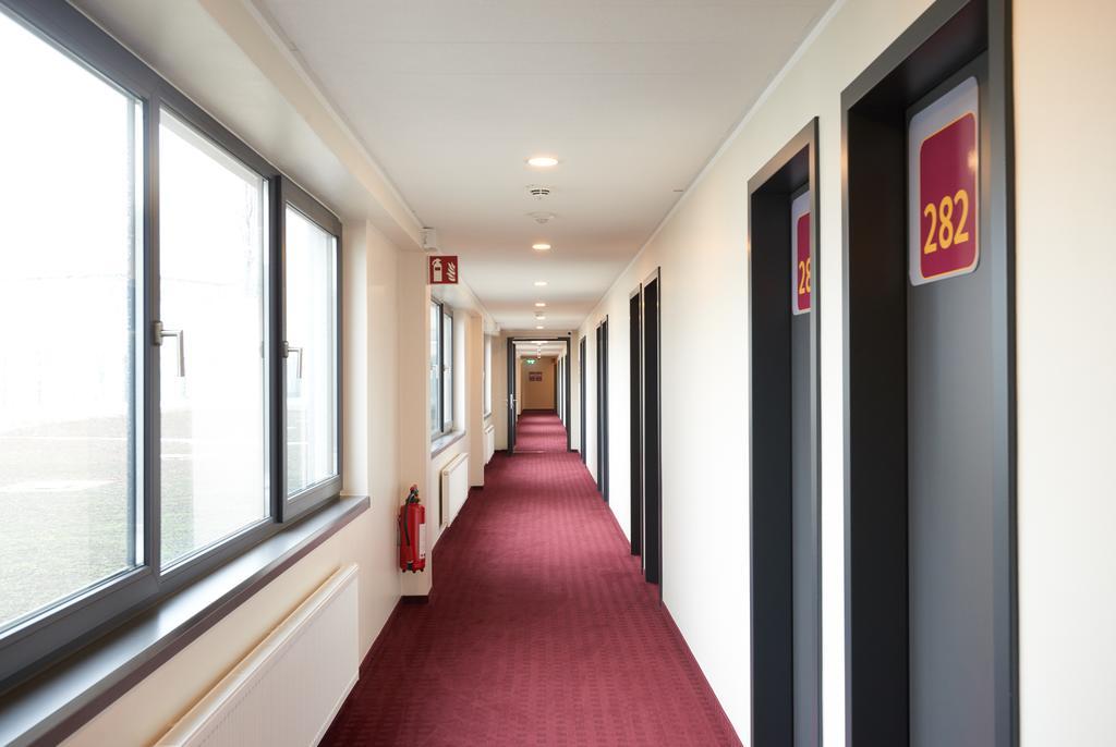 Mcdreams Hotel Moenchengladbach Exterior photo