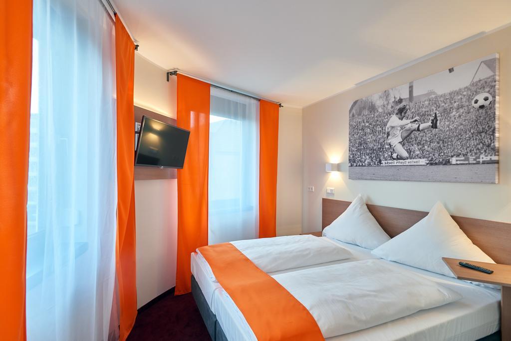 Mcdreams Hotel Moenchengladbach Exterior photo