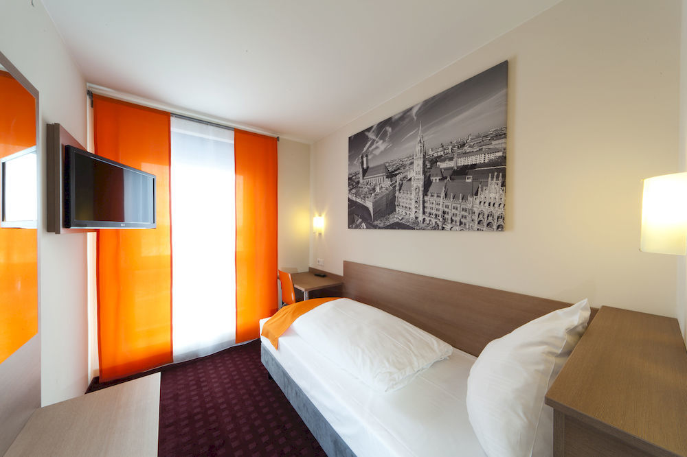 Mcdreams Hotel Moenchengladbach Exterior photo